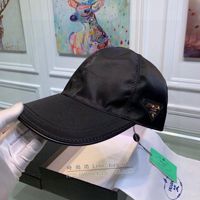 Prada爆款男士帽子 普拉達經典倒三角牛津棒球帽鴨舌帽  mm1349